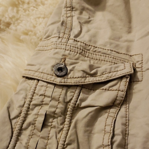 Cargo shorts - Picture 3 of 6